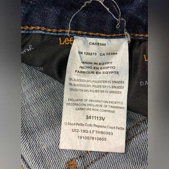 Lee Jeans Women’s 12P Blue Denim Mid Rise Regular Fit Straight Leg Classic - Picture 7 of 11